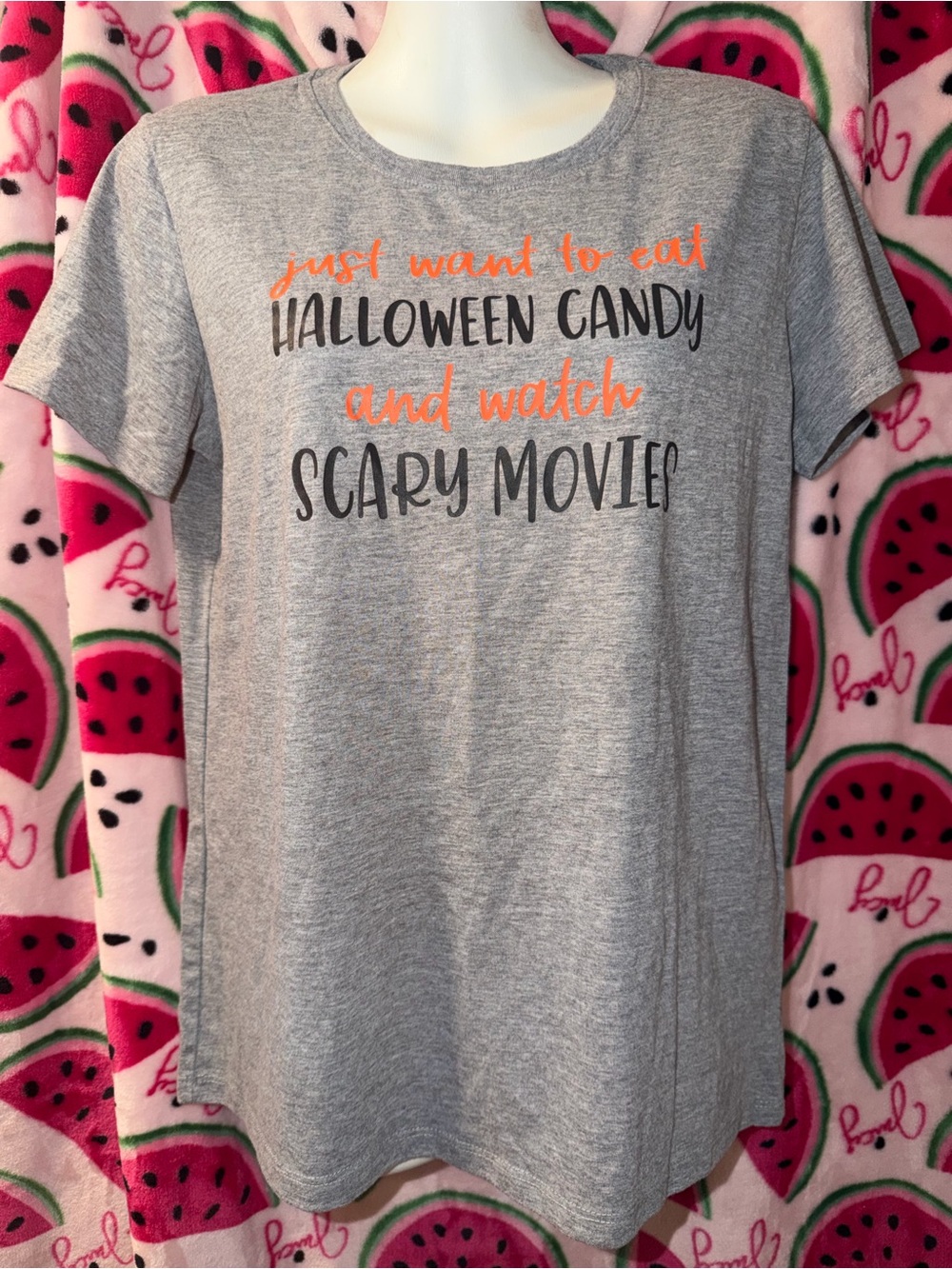 🩶🧡 Halloween Candy Graphic Short Sleeve Tee